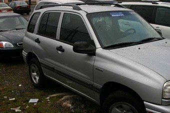2000 Suzuki Vitara Pictures