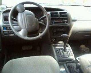 2000 Suzuki Vitara Pictures