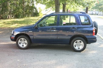 2001 Suzuki Vitara Photos