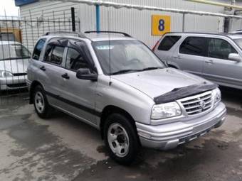 2002 Suzuki Vitara Photos