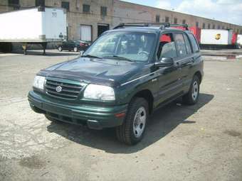 2003 Suzuki Vitara Photos