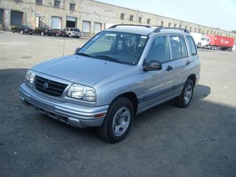 2003 Suzuki Vitara Photos