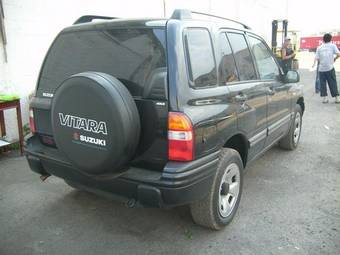 2003 Suzuki Vitara Photos