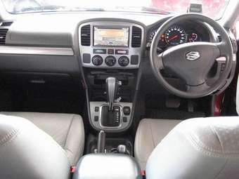 2004 Suzuki Vitara Photos
