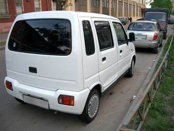 1998 Suzuki Wagon R Photos