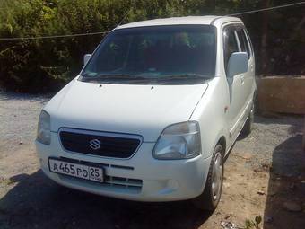 2000 Suzuki Wagon R Pictures