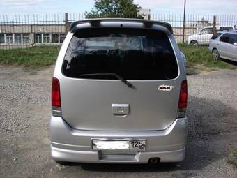 2000 Suzuki Wagon R Photos