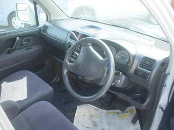 2001 Suzuki Wagon R Photos