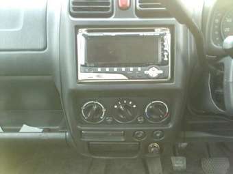 2002 Suzuki Wagon R Pictures