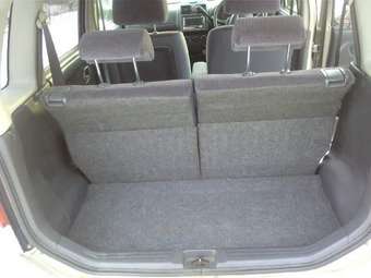 2002 Suzuki Wagon R Pictures