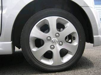 2006 Suzuki Wagon R Pictures