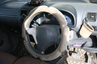 2000 Suzuki Wagon R Plus Images