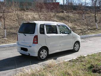 2000 Suzuki Wagon R Plus Photos