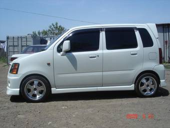 2000 Suzuki Wagon R Solio Photos