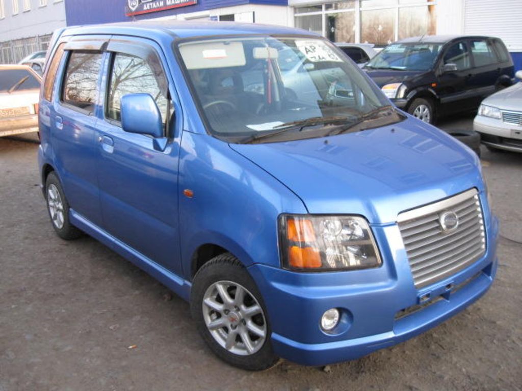 2001 Suzuki Wagon R Solio specs mpg, towing capacity