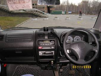 2002 Suzuki Wagon R Solio Photos