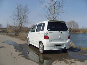 2003 Suzuki Wagon R Solio Images