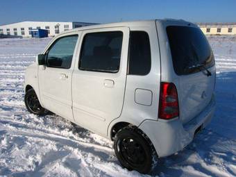 2003 Suzuki Wagon R Solio Pictures