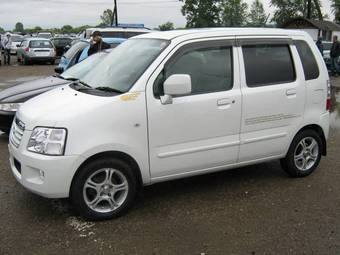 2003 Suzuki Wagon R Solio Pictures