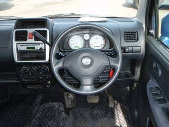 2004 Suzuki Wagon R Solio Photos