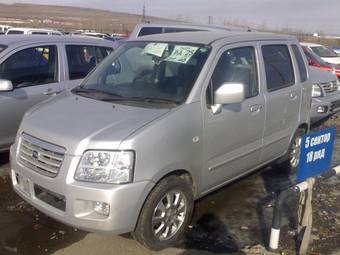 2004 Suzuki Wagon R Solio Pictures