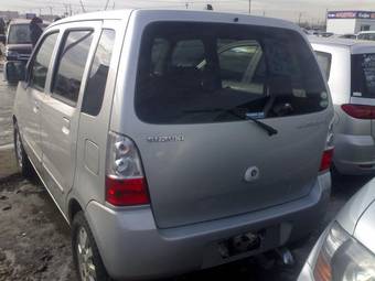 2004 Suzuki Wagon R Solio Pictures