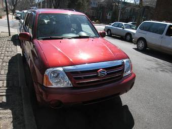 2004 Suzuki XL7 Pictures