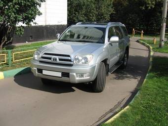 2004 Toyota 4Runner Pictures