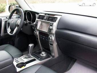 2010 Toyota 4Runner Pictures