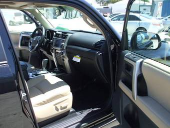 2010 Toyota 4Runner Pics