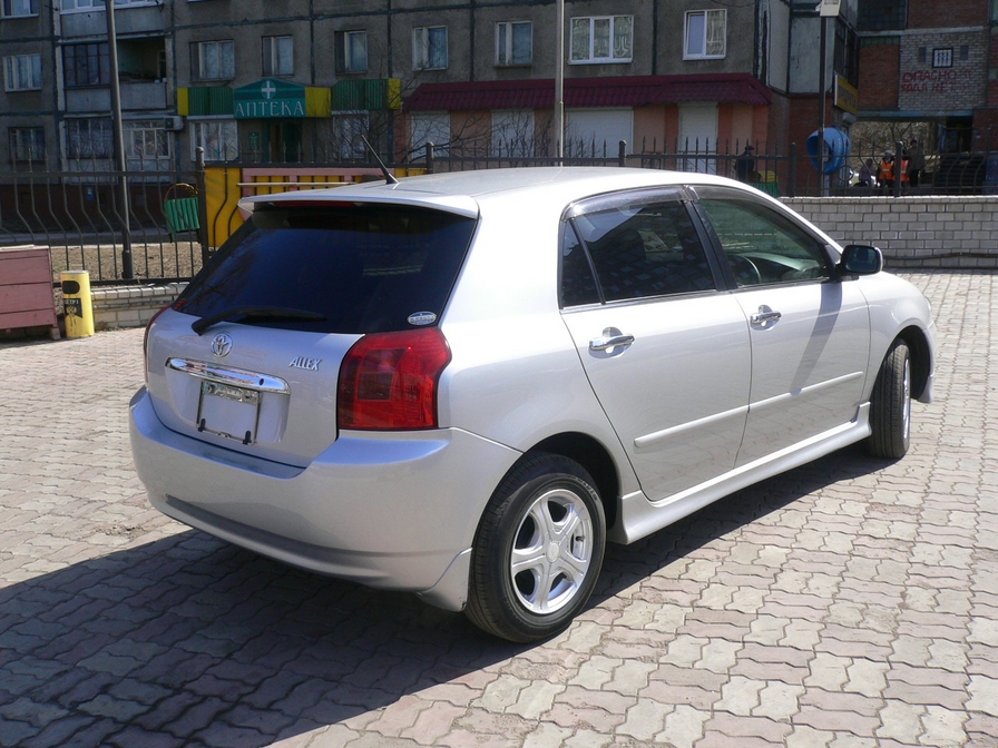 2001 Toyota Allex Photos