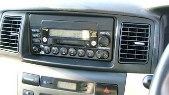 2001 Toyota Allex Images