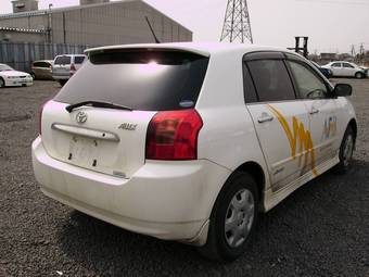 2001 Toyota Allex Pictures