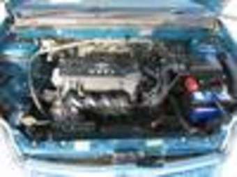 2001 Toyota Allex Pictures
