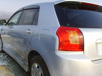 2002 Toyota Allex Photos
