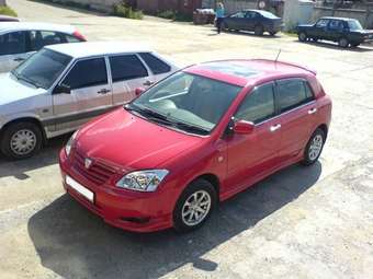2002 Toyota Allex Images