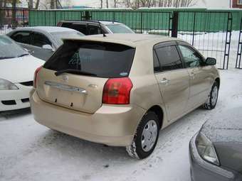 2002 Toyota Allex Images