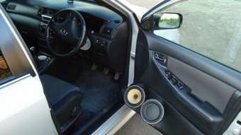 2002 Toyota Allex Pictures