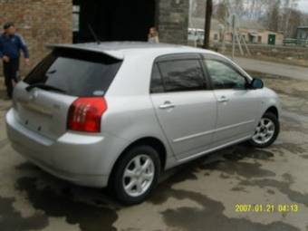 2002 Toyota Allex Images