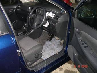 2002 Toyota Allex Pics