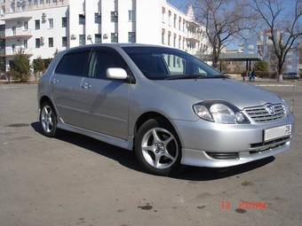 2002 Toyota Allex Photos