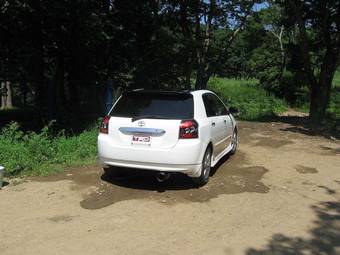 2002 Toyota Allex Pictures