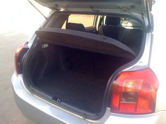 2002 Toyota Allex Photos