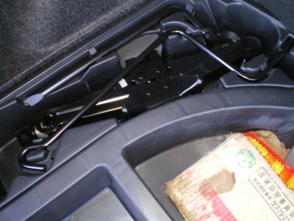 2003 Toyota Allex