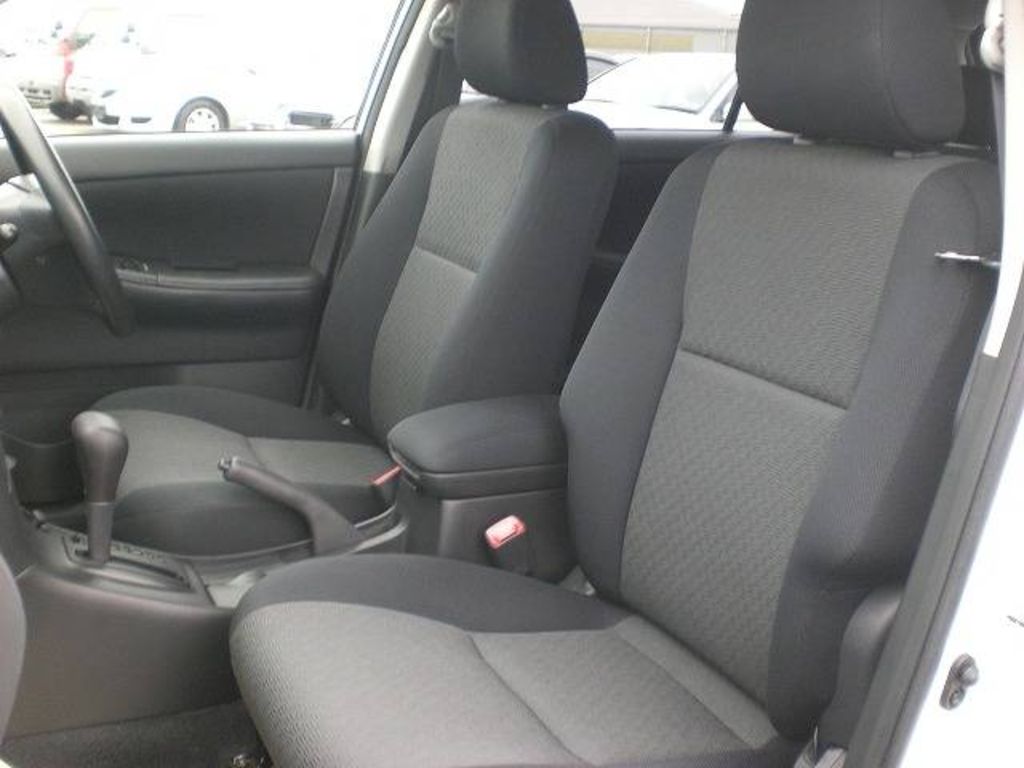 2003 Toyota Allex
