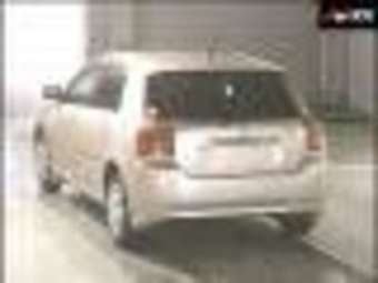 2003 Toyota Allex Pictures