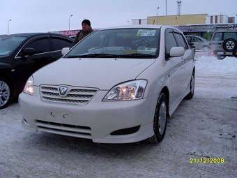2003 Toyota Allex Pictures