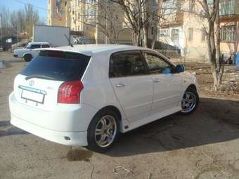 2003 Toyota Allex Photos