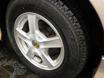 2003 Toyota Allex Pictures