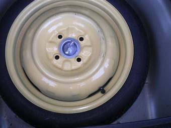 2003 Toyota Allex Pictures